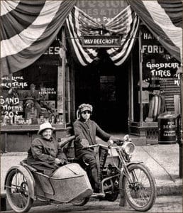 Pioneer female motorcyclist Effie Hotchkiss and her mother