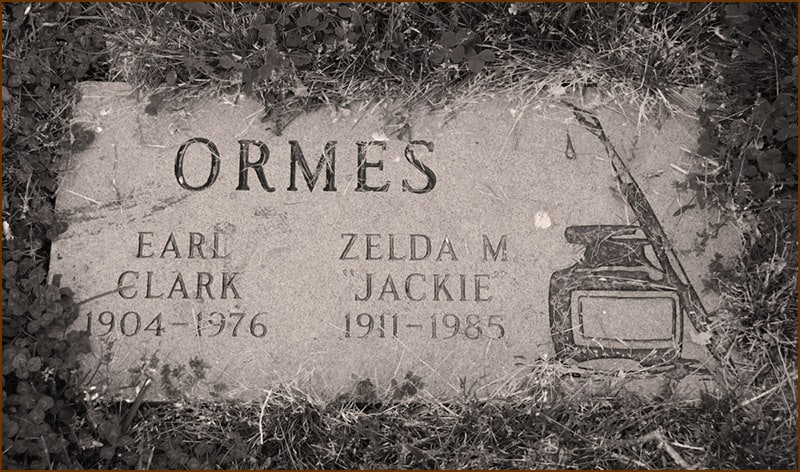 Grave stone in the Hope Cemetery in Salem, Ohio.