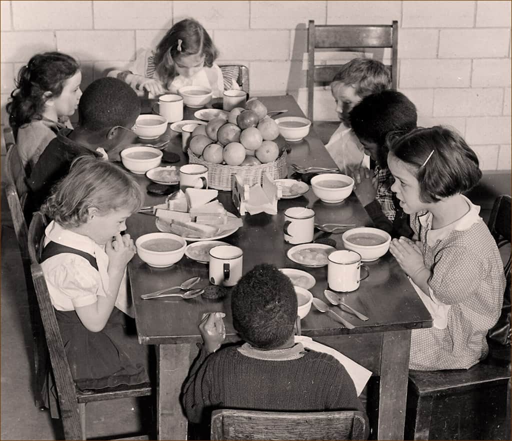 Children eating lunch in a rural school