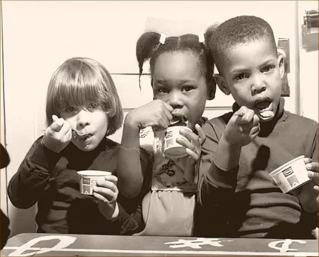 Philadelphia children enjoying ice cream in 1975